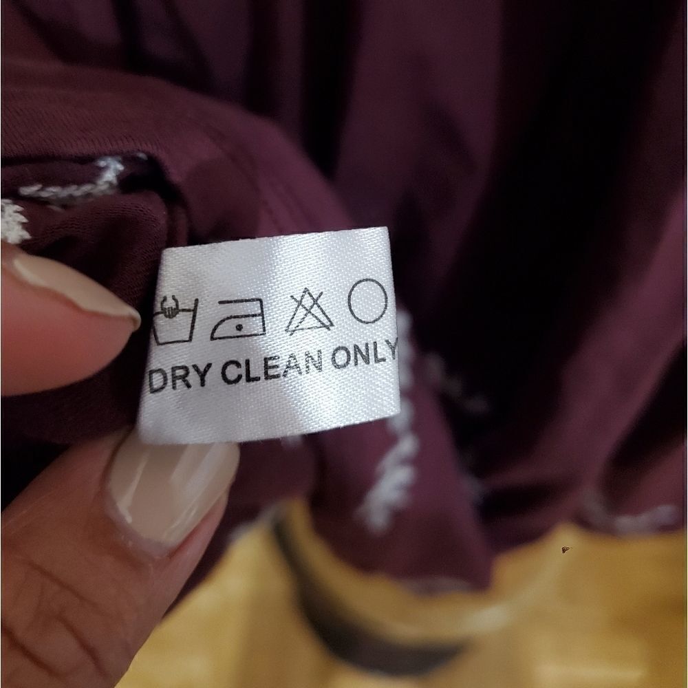 Collegiate outfitters dress   - Picture 4 of 11